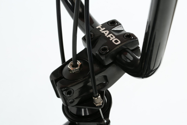 Велосипед HARO BMX Downtown DLX (2021) Велосипед HARO BMX Downtown DLX (2021)