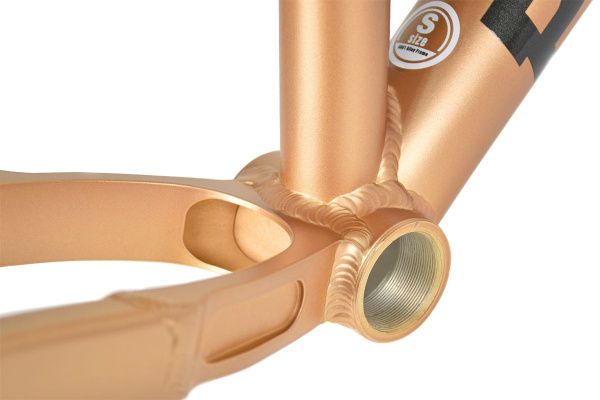 Рама Stark Pusher Pro (2023) Рама Stark Pusher Pro (2023)