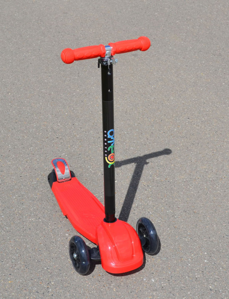 Самокат ATEOX M-6 MAXI Самокат ATEOX M-6 MAXI