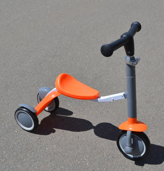 Самокат беговел (Оранжевый), Цвет Оранжевый Самокат беговел (Оранжевый), Цвет Оранжевый