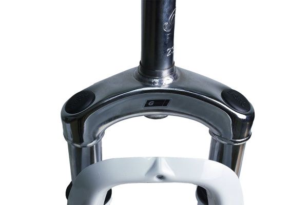 Вилка GRINZ ES 225-2 24"*1" Disc резьбовая, пружина, стальная, белая\черная, 2,3кг Вилка GRINZ ES 225-2 24"*1" Disc резьбовая, пружина, стальная, белая\черная, 2,3кг