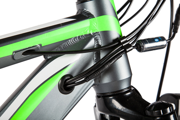 Велогибрид eltreco xt880 Велогибрид eltreco xt880